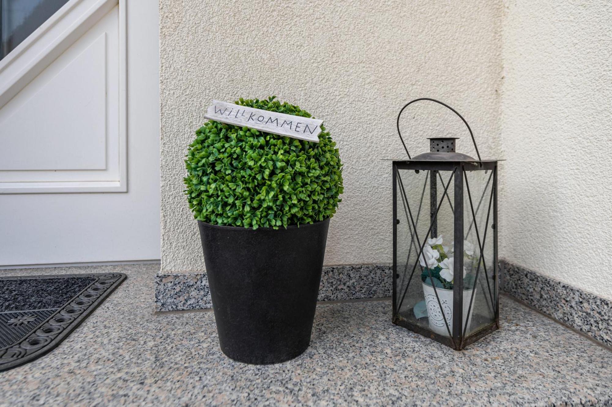 Am Bach Apartment *